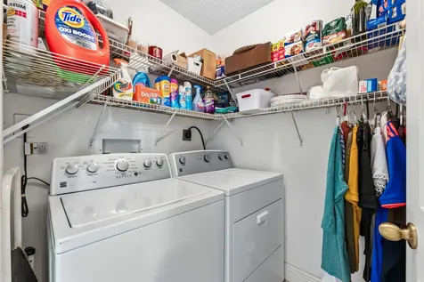 11827 Sw 7th Street Pembroke Pines FL 33025