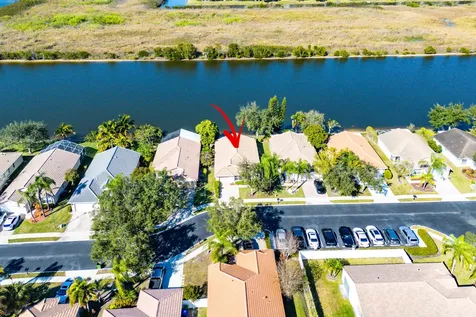 11827 Sw 7th Street Pembroke Pines FL 33025