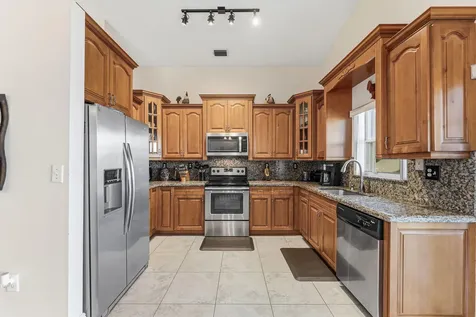 11827 Sw 7th Street Pembroke Pines FL 33025
