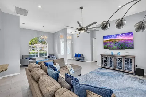1507 Sw Mockingbird Circle Port Saint Lucie FL 34986