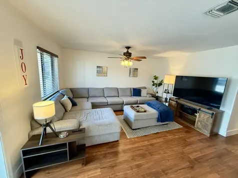 920 Nw 4th Street South Bay FL 33493