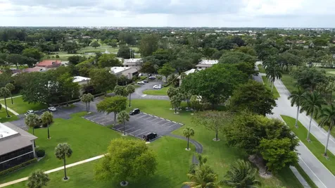 147 Deer Creek Boulevard Deerfield Beach FL 33442