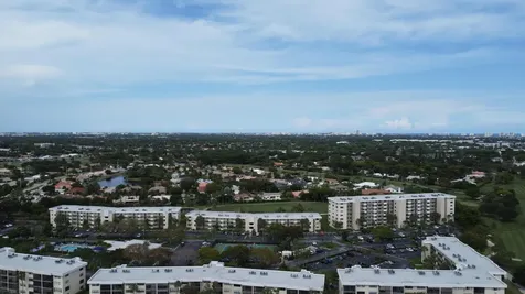 147 Deer Creek Boulevard Deerfield Beach FL 33442