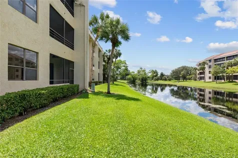7535 La Paz Boulevard Boca Raton FL 33433