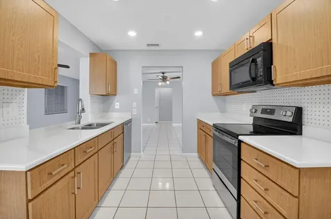 1825 Sw 17th Street Boynton Beach FL 33426