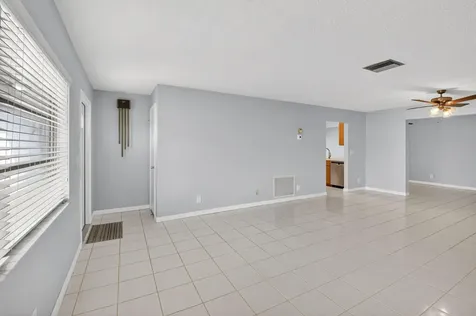 1825 Sw 17th Street Boynton Beach FL 33426