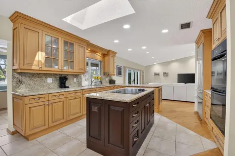 10185 Harbourtown Court Boca Raton FL 33498