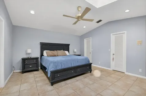 10185 Harbourtown Court Boca Raton FL 33498