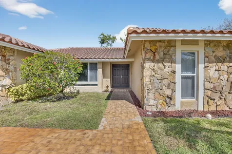 10185 Harbourtown Court Boca Raton FL 33498