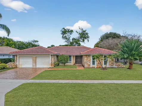 10185 Harbourtown Court Boca Raton FL 33498