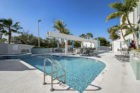 185 Ne 4th Avenue Delray Beach FL 33483