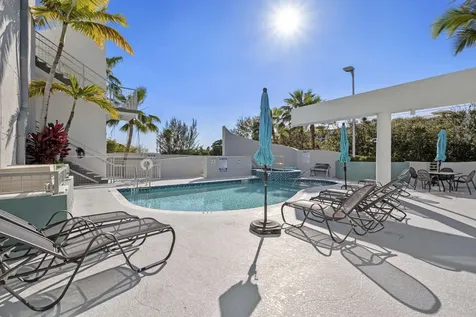 185 Ne 4th Avenue Delray Beach FL 33483