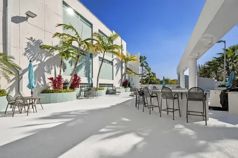 185 Ne 4th Avenue Delray Beach FL 33483