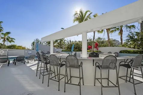 185 Ne 4th Avenue Delray Beach FL 33483