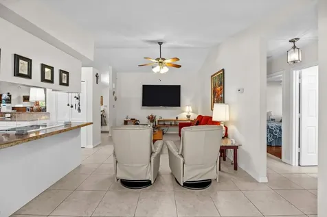 571 Ne Town Terrace Jensen Beach FL 34957