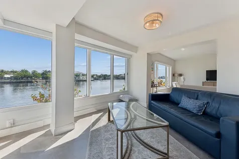 555 Se 6th Avenue Delray Beach FL 33483