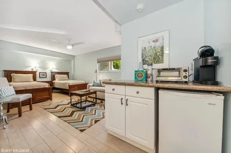 555 Se 6th Avenue Delray Beach FL 33483