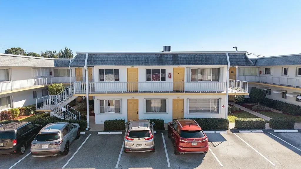 3322 Cynthia Lane Lake Worth Beach FL 33461