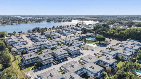 3322 Cynthia Lane Lake Worth Beach FL 33461
