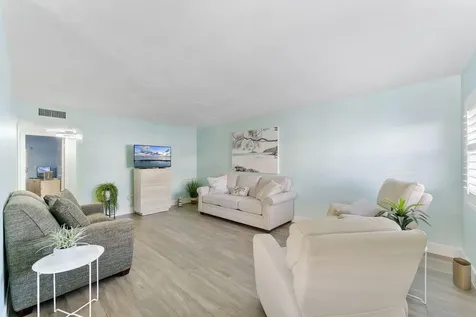 3322 Cynthia Lane Lake Worth Beach FL 33461