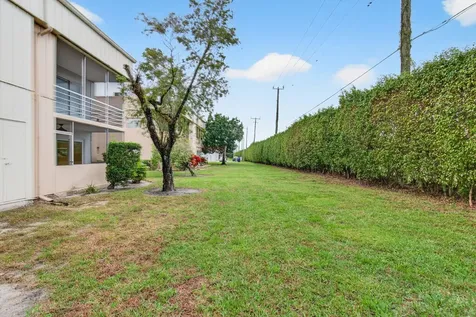 293 Normandy G Delray Beach FL 33484