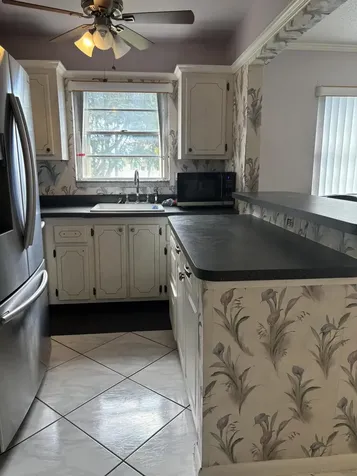 81 Windsor D West Palm Beach FL 33417