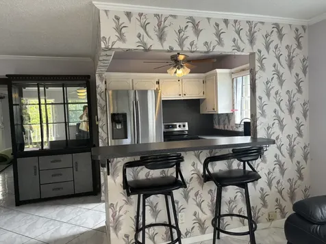 81 Windsor D West Palm Beach FL 33417