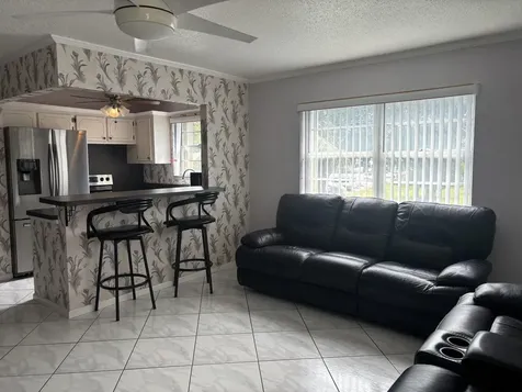 81 Windsor D West Palm Beach FL 33417