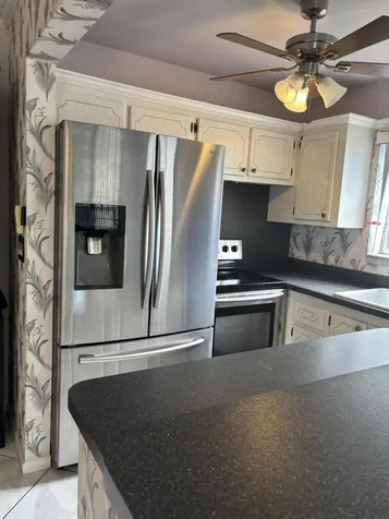 81 Windsor D West Palm Beach FL 33417