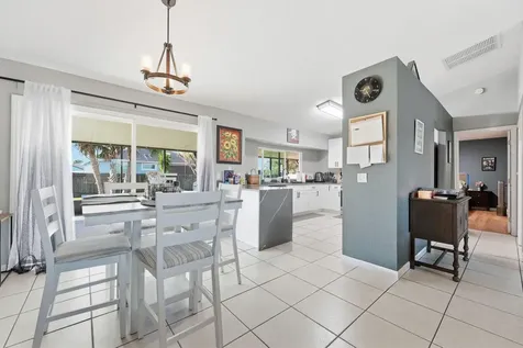 1482 Sw Dow Lane Port Saint Lucie FL 34953