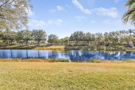 9040 Champions Way Port Saint Lucie FL 34986