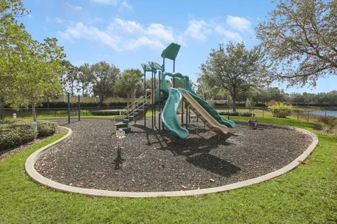 9040 Champions Way Port Saint Lucie FL 34986