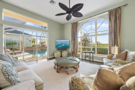52 Cayman Place Palm Beach Gardens FL 33418