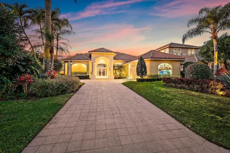 52 Cayman Place Palm Beach Gardens FL 33418