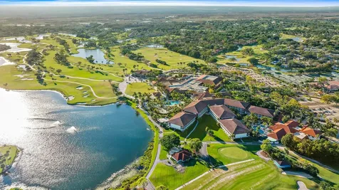 52 Cayman Place Palm Beach Gardens FL 33418