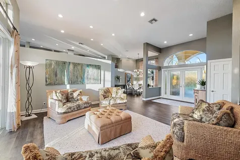 52 Cayman Place Palm Beach Gardens FL 33418