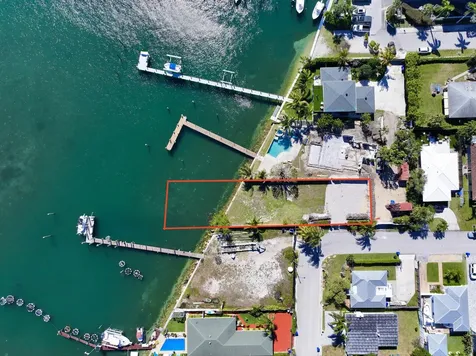 265 E 23rd Street Riviera Beach FL 33404