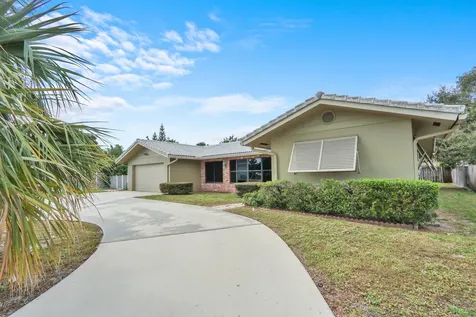 563 Nw 13th Drive Boca Raton FL 33486