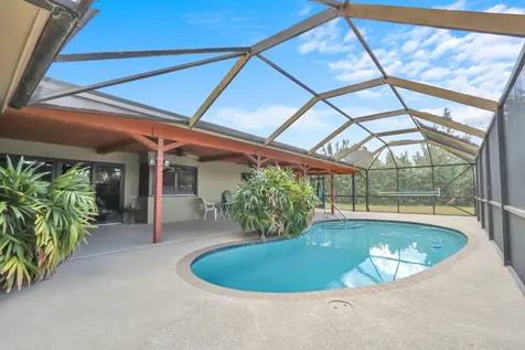 563 Nw 13th Drive Boca Raton FL 33486