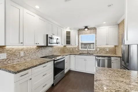 109 Wettaw Lane North Palm Beach FL 33408