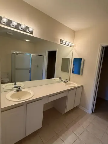 1665 SW Harbour Isles Circle Port Saint Lucie FL 34986