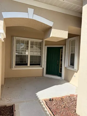 1665 SW Harbour Isles Circle Port Saint Lucie FL 34986