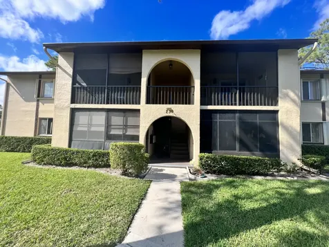 231 Pine Hov Circle Greenacres FL 33463