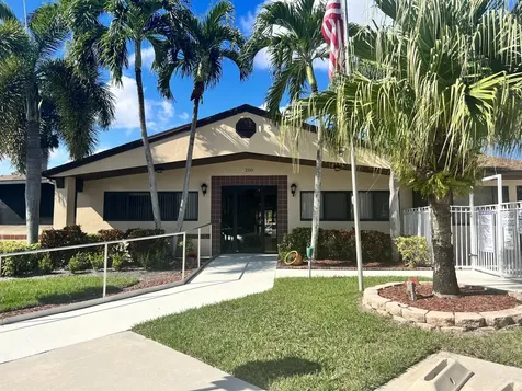 231 Pine Hov Circle Greenacres FL 33463