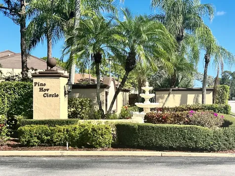 231 Pine Hov Circle Greenacres FL 33463