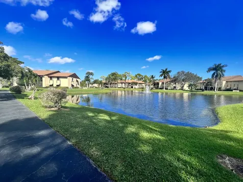 231 Pine Hov Circle Greenacres FL 33463