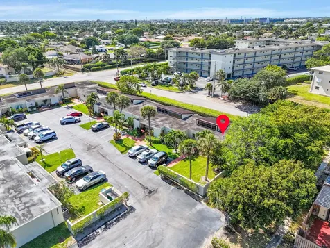 2538 Boundbrook Drive Palm Springs FL 33406