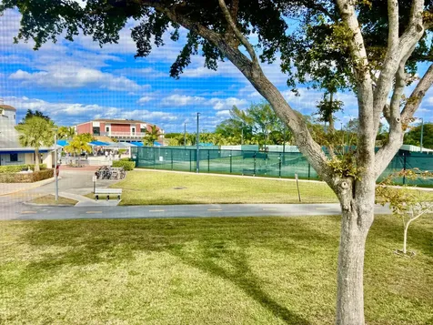 174 Lyndhurst L Deerfield Beach FL 33442