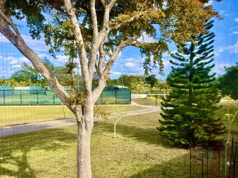 174 Lyndhurst L Deerfield Beach FL 33442