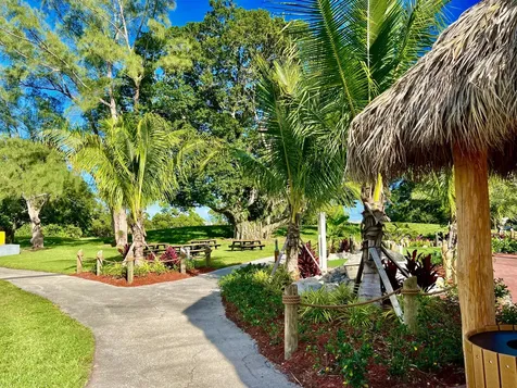 174 Lyndhurst L Deerfield Beach FL 33442
